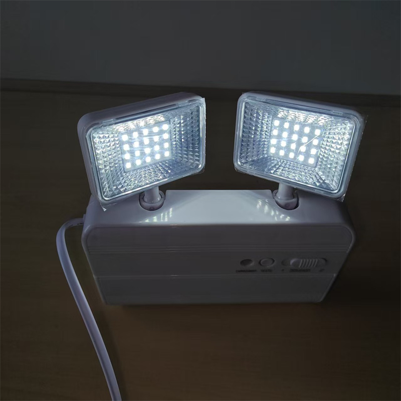 360 °   Lâmpada de Emergência  - Power Outage Light avaliação e preço